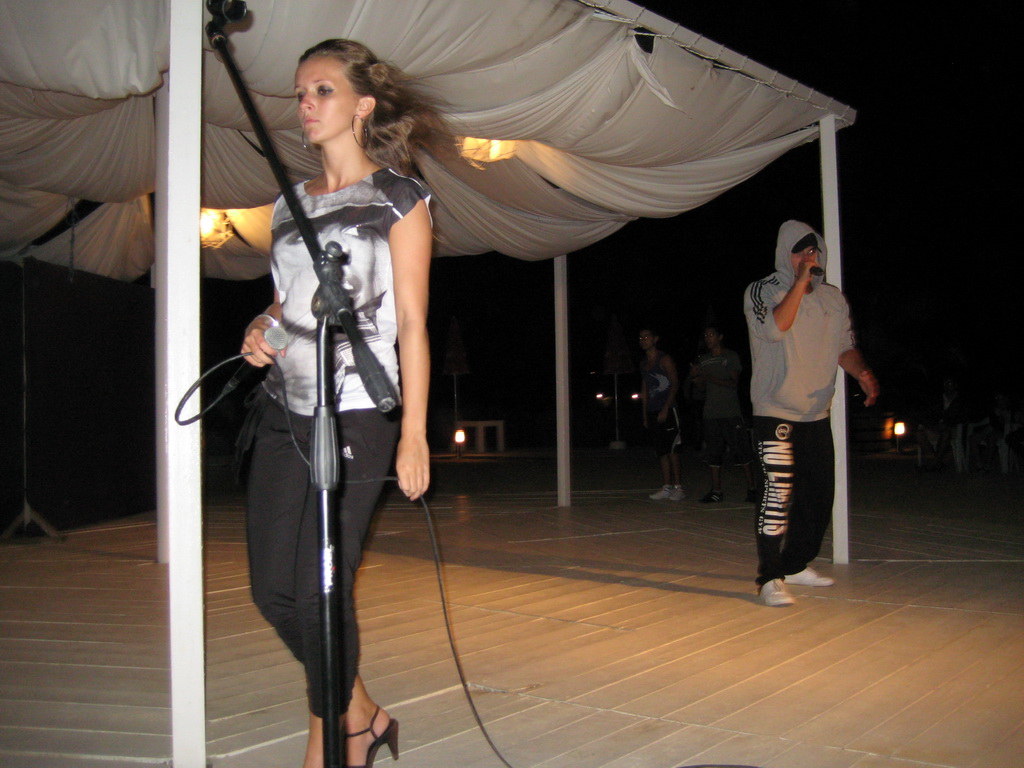show 2011_06